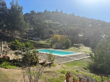 Terreno en venta en Parcela 5700 m2 - Piscina - Árboles Frutales (99965), Curacaví - 4 dormitorios, 2 baños