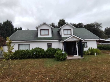 Casa en arriendo mensual en Amplia casa arriendo Las Gaviotas (148501), Valdivia - 6 dormitorios, 3 baños