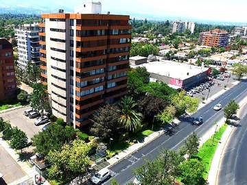 Departamento en venta en Exclusivo y amplio depto en excelente ubicacion en las conde, Las Condes - 2 dormitorios, 2 baños
