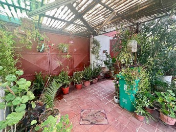 Casa en venta en casa con terreno de 330 M2 en venta (170671), Macul - 3 dormitorios, 1 baño