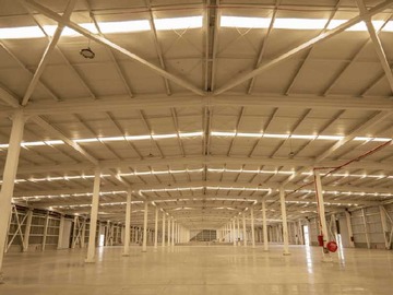 Arriendo Mensual / Bodega / Colina