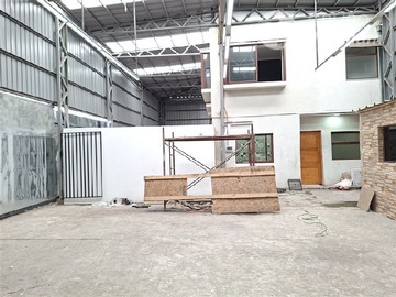 Arriendo Mensual / Bodega / La Granja