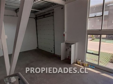 Arriendo Mensual / Bodega / Lampa