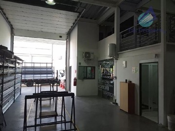 Arriendo Mensual / Bodega / Lampa