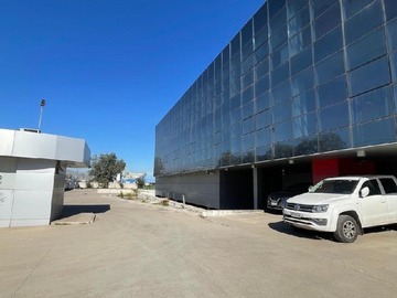 Arriendo Mensual / Bodega / Lampa