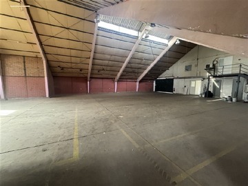 Arriendo Mensual / Bodega / Recoleta