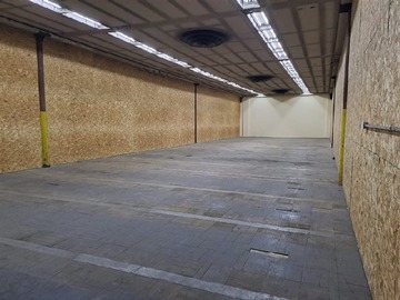 Arriendo Mensual / Bodega / San Joaquín