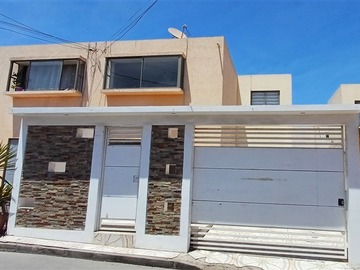 Arriendo Mensual / Casa / Alto Hospicio