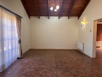 Arriendo Mensual / Casa / Angol