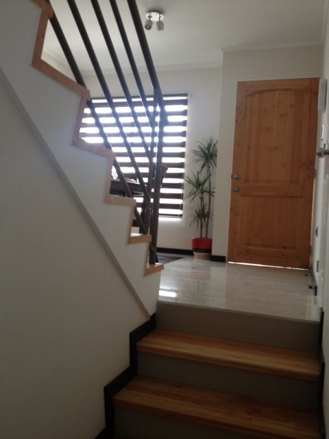 Acceso a comedor o living