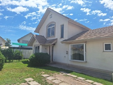 Arriendo Mensual / Casa / Buin