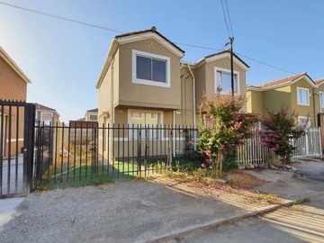 Arriendo Mensual / Casa / Buin