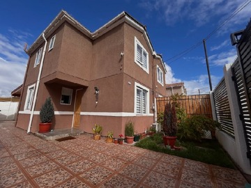 Arriendo Mensual / Casa / Buin
