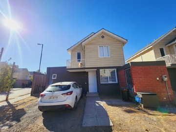 Arriendo Mensual / Casa / Buin