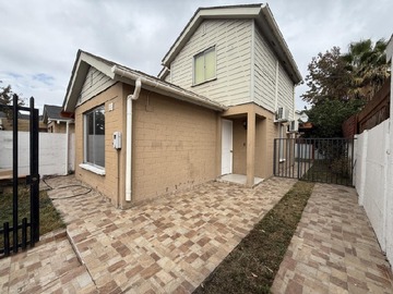 Arriendo Mensual / Casa / Buin