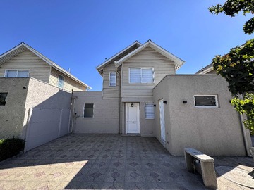 Arriendo Mensual / Casa / Buin