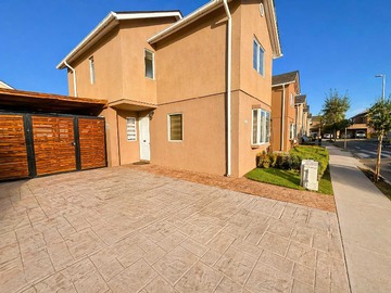 Arriendo Mensual / Casa / Buin