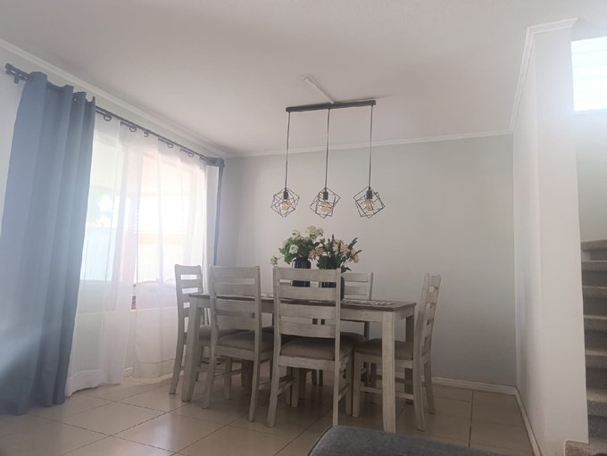 LUMINOSO COMEDOR