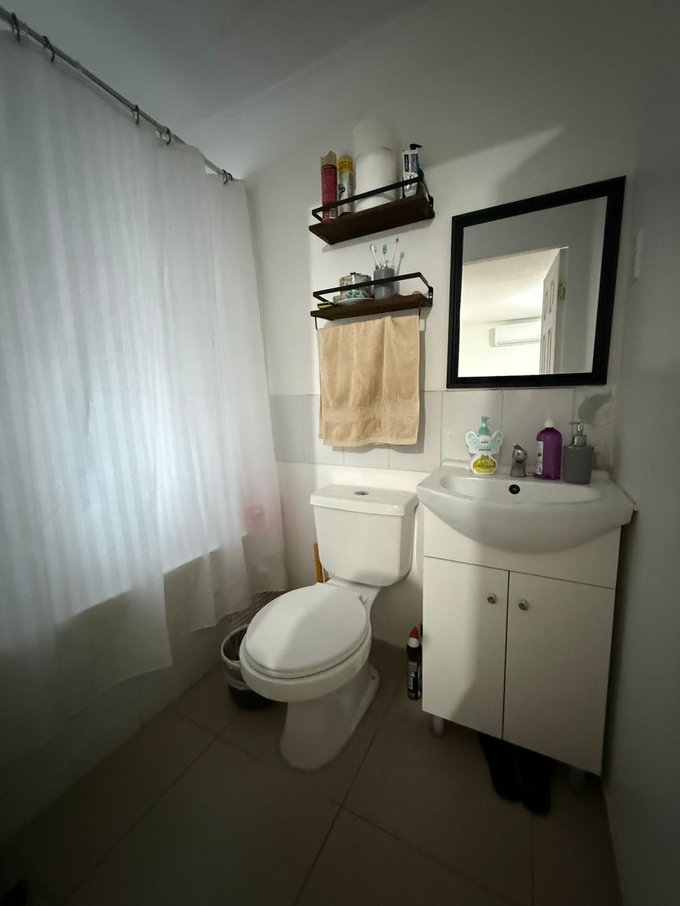 Baño suite primer piso