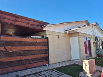 Arriendo Mensual / Casa / Calle Larga
