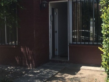 Arriendo Mensual / Casa / Calle Larga