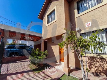 Arriendo Mensual / Casa / Cerrillos