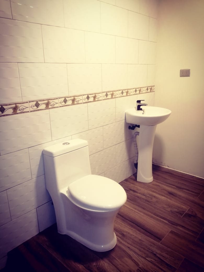 Baño en suite 2