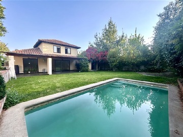 Arriendo Mensual / Casa / Colina