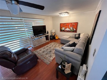 Arriendo Mensual / Casa / Colina