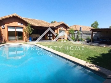 Arriendo Mensual / Casa / Colina