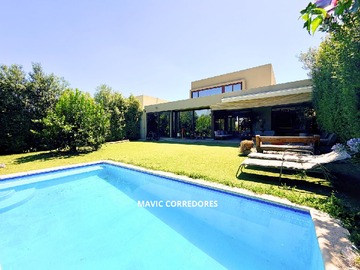 Arriendo Mensual / Casa / Colina