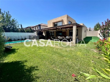 Arriendo Mensual / Casa / Colina