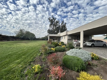 Arriendo Mensual / Casa / Colina