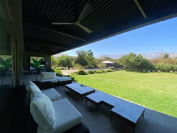 Arriendo Mensual / Casa / Colina