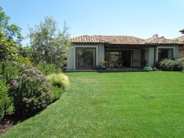 Arriendo Mensual / Casa / Colina