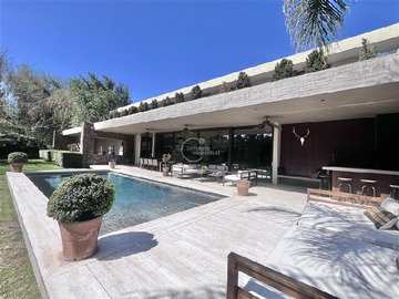 Arriendo Mensual / Casa / Colina