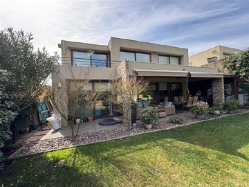 Arriendo Mensual / Casa / Colina