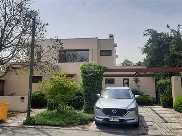 Arriendo Mensual / Casa / Colina