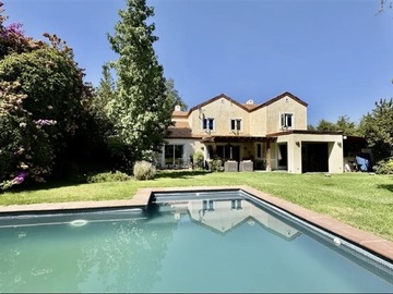 Arriendo Mensual / Casa / Colina