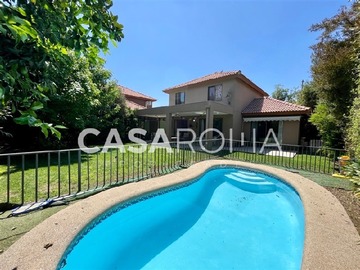 Arriendo Mensual / Casa / Colina