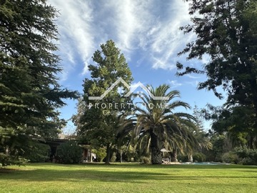 Arriendo Mensual / Casa / Colina