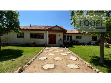 Arriendo Mensual / Casa / Colina