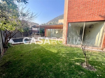 Arriendo Mensual / Casa / Colina