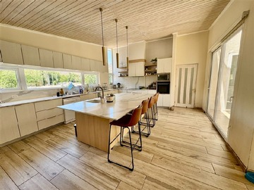 Arriendo Mensual / Casa / Colina