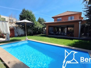 Arriendo Mensual / Casa / Colina