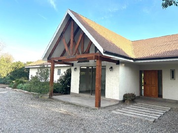 Arriendo Mensual / Casa / Colina