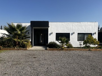 Arriendo Mensual / Casa / Colina