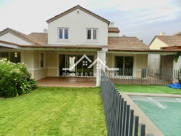 Arriendo Mensual / Casa / Colina
