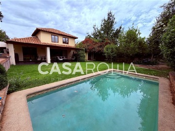 Arriendo Mensual / Casa / Colina