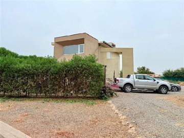 Arriendo Mensual / Casa / Colina